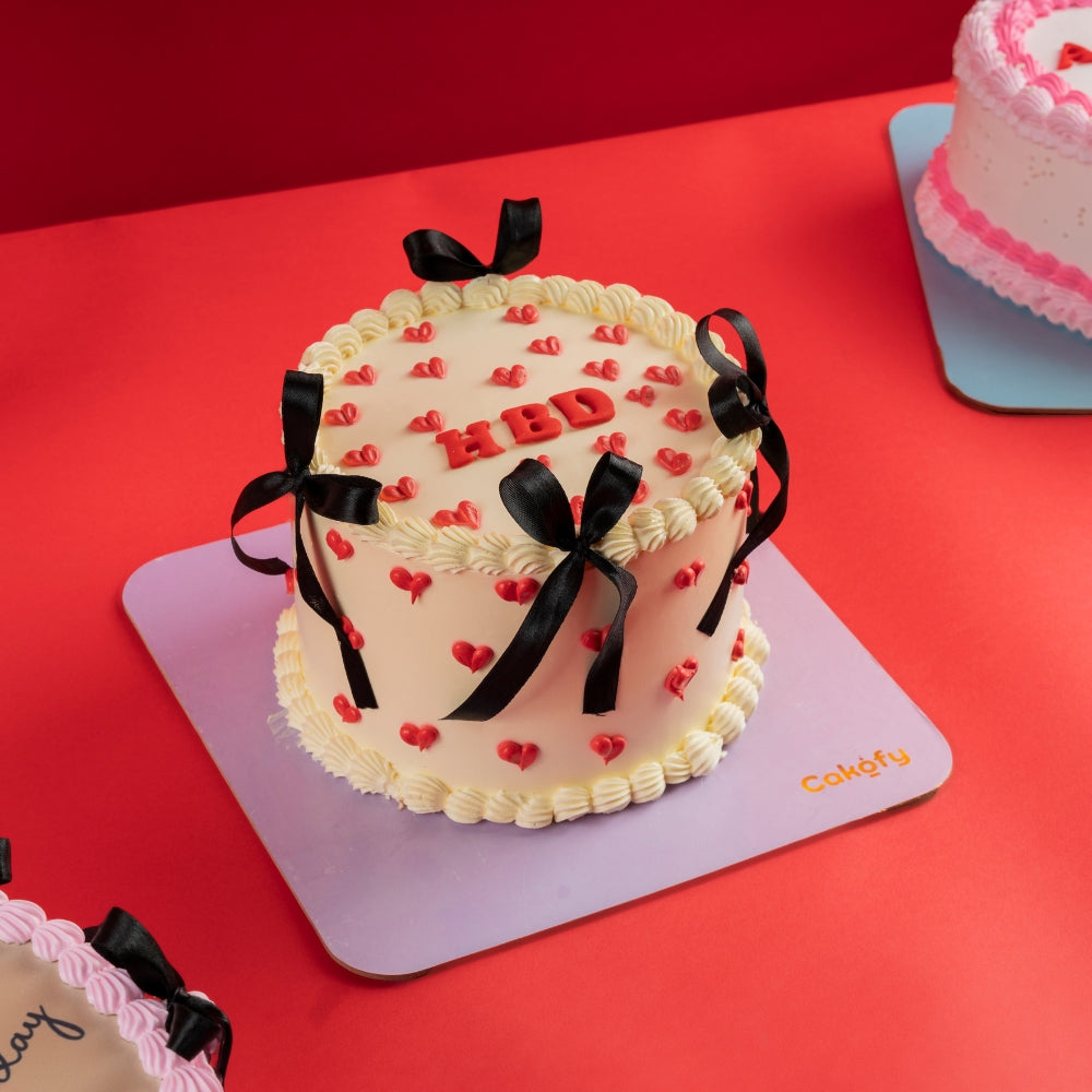 White Color Vintage Ribbon Cake Gurgaon & Delhi NCR | Cakofy