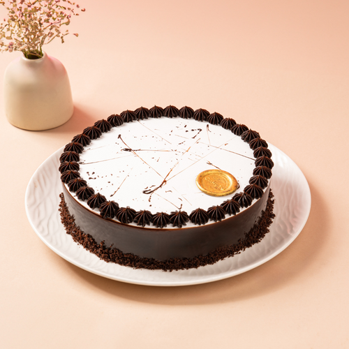 A classic Choco Vanilla Cake Gurgaon & Delhi NCR | Cakofy