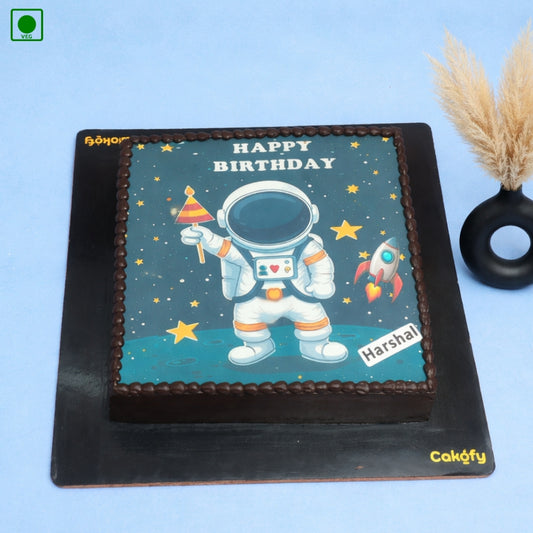 Astronaut Photo Cake - Gurgaon & Delhi NCR | Cakofy
