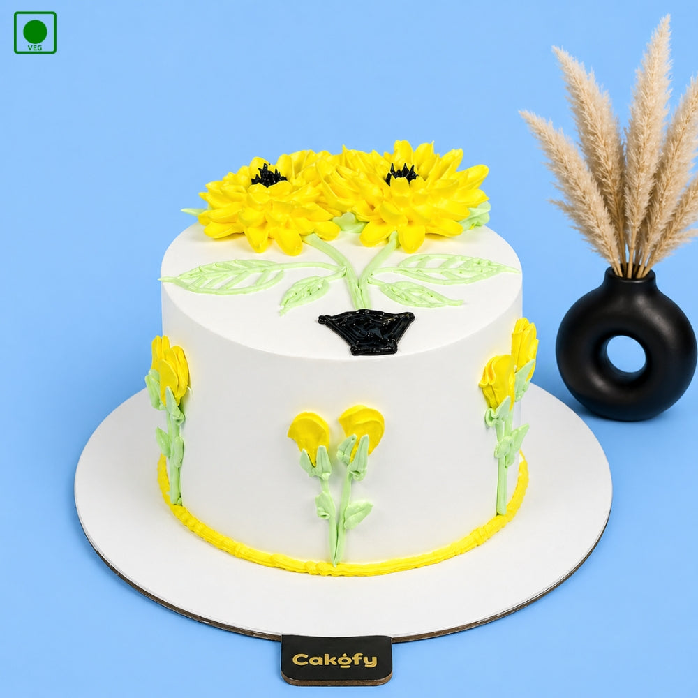Cream Flower Birthday Cake – Gurgaon & Delhi NCR | Cakofy