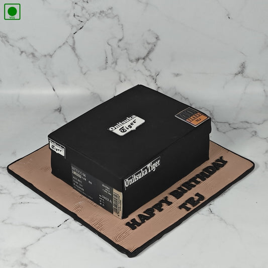 Shoebox Theme Cake - Gurgaon & Delhi NCR | Cakofy